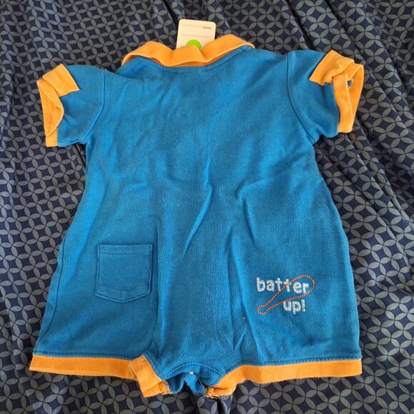 Dog playing baseball onesie 6 to 9 months - Picture 2 of 8